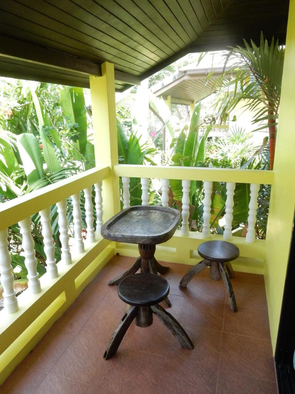 Chez Charly Bungalow Nai Yang Exterior foto